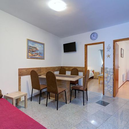 Apartment Senj Zengg Szoba fotó